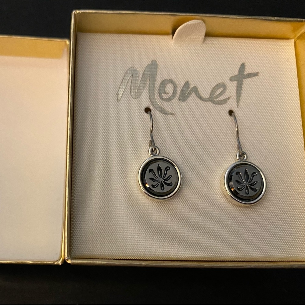 Monet golden classics newest earrings